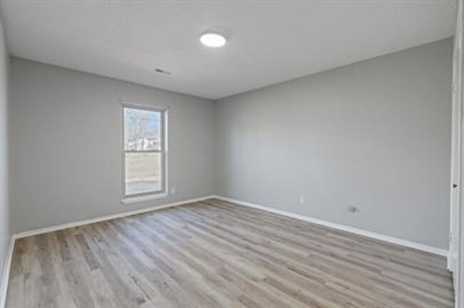 Building Photo - Beautifully Remodeled Home in a Prime Hunt...