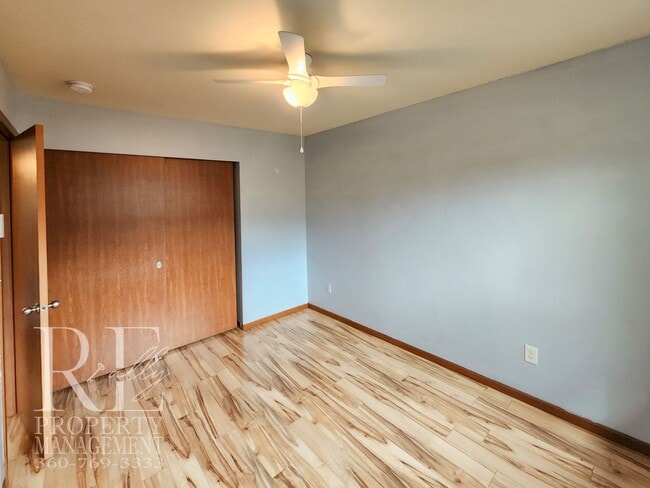 Building Photo - Beautiful Single-Story Home with Hardwood Floors, 3-Car Garage & Expansive Backyard