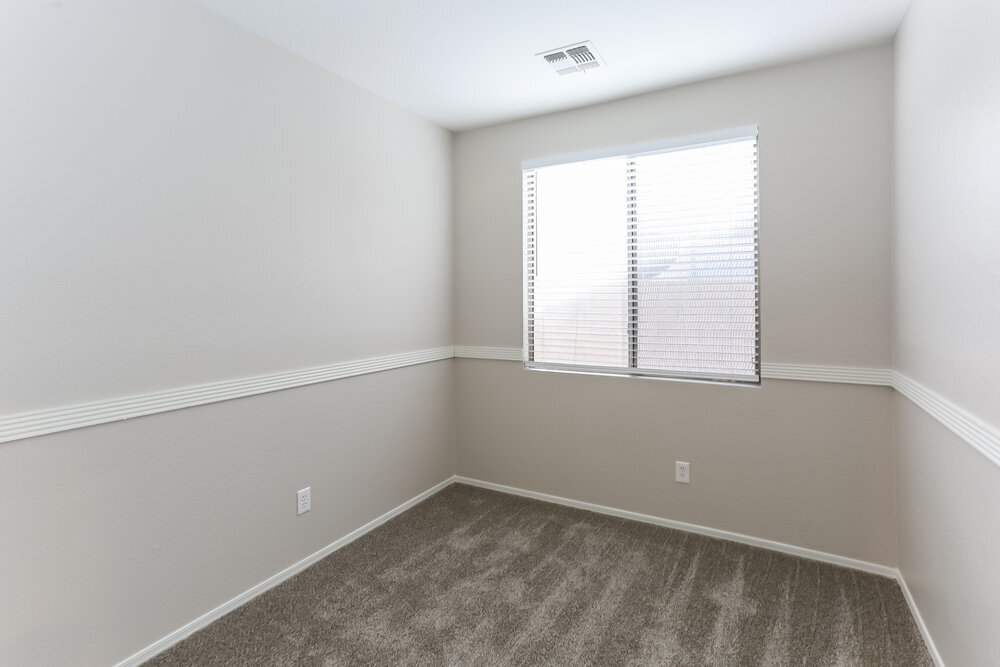 Building Photo - 6531 S 17th Ave