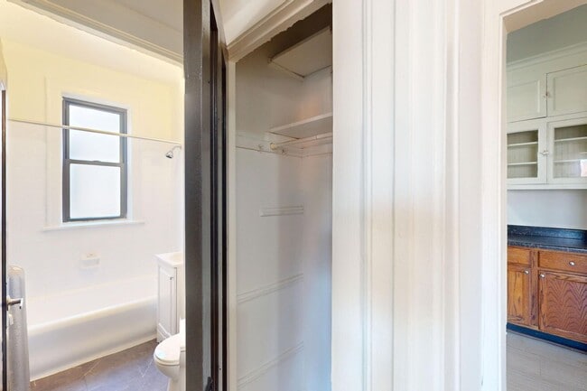 Floorplan - 5053 S. Ellis Avenue