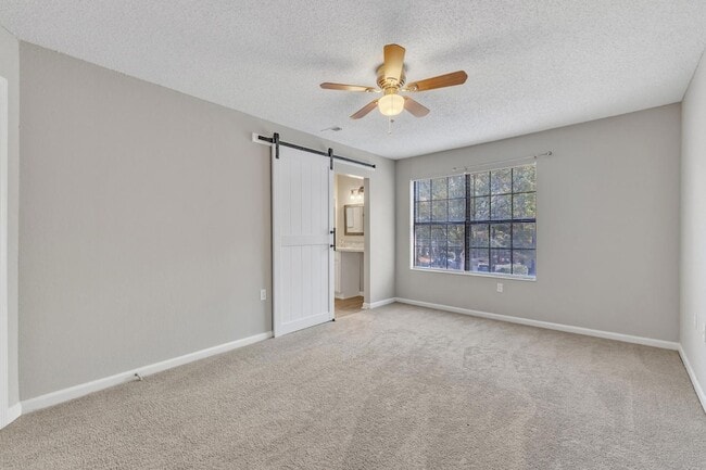 Building Photo - 2430 Condor Ct