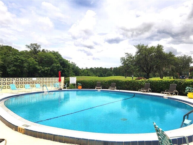 Building Photo - 654 Midway Dr