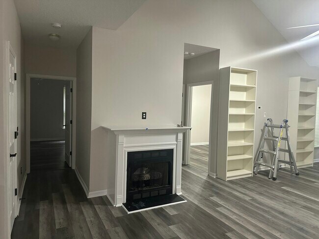 Building Photo - 10606 Hobbs Creek Ln