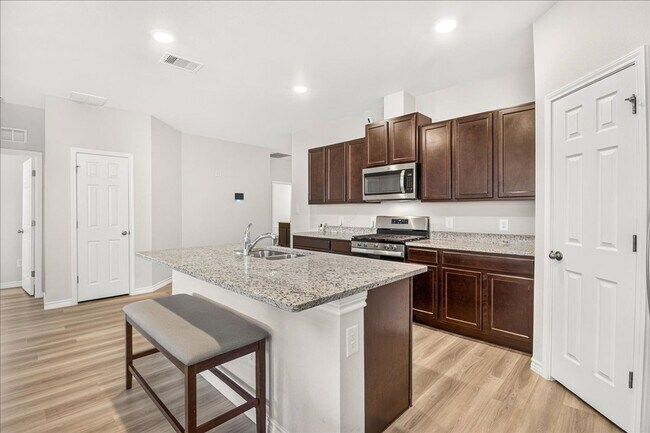 Building Photo - 1638 Comfy Wy