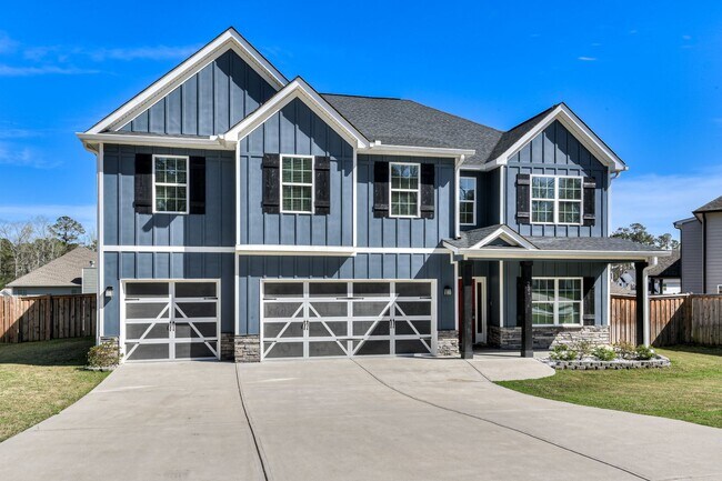 Building Photo - Two Story home in Quaker Knoll! Ready now !