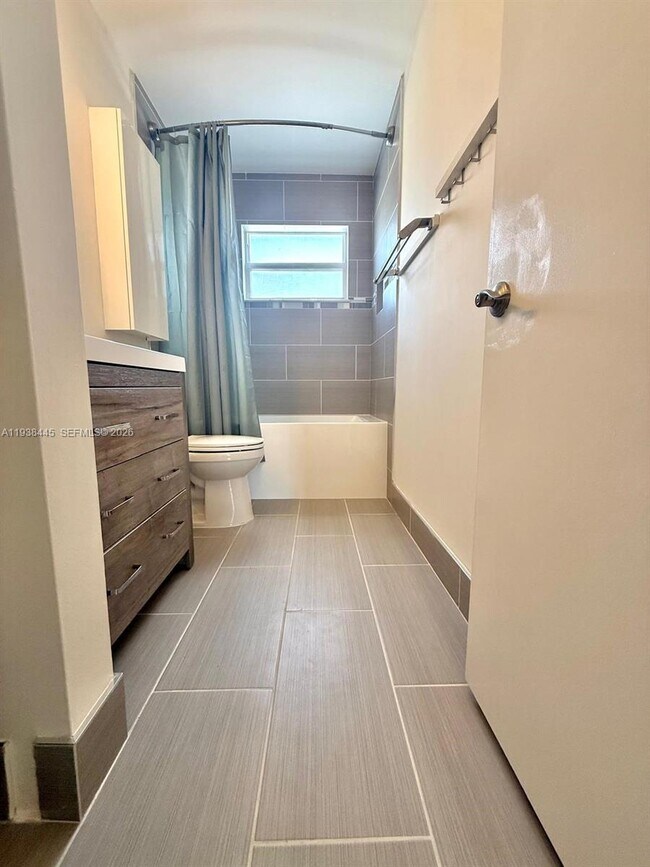 Building Photo - 1355 NW 154th Ln