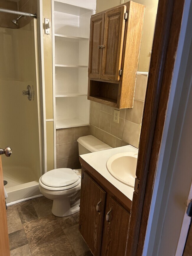 Building Photo - 4918 Harmony Grove Rd