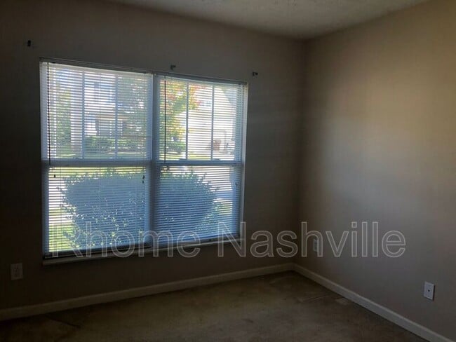 Building Photo - 1012 Pawnee Trail