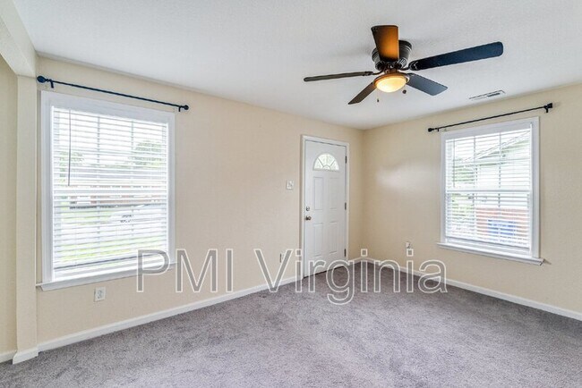 Building Photo - 68 Carver Cir