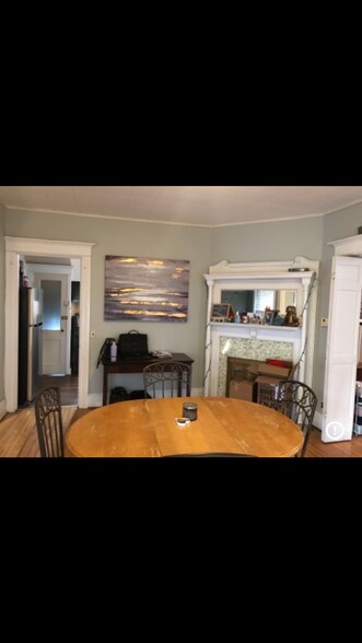 Building Photo - 246 Rosedale St