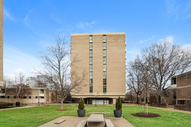 Building Photo - 240 M St SW