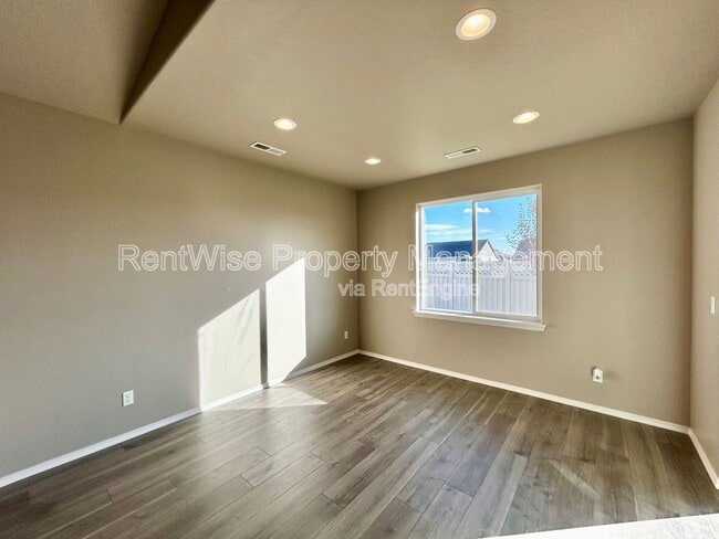 Building Photo - 1309 S Middleton Rd