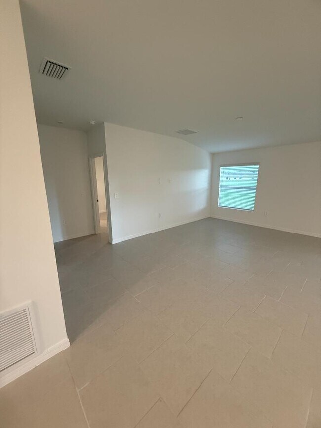Building Photo - 12213 Sydney Ct