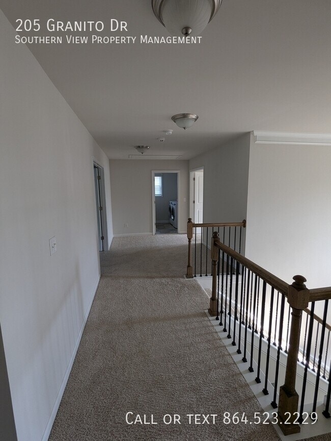 Building Photo - 205 Granito Dr