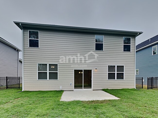 Building Photo - 3024 Esquire Dr