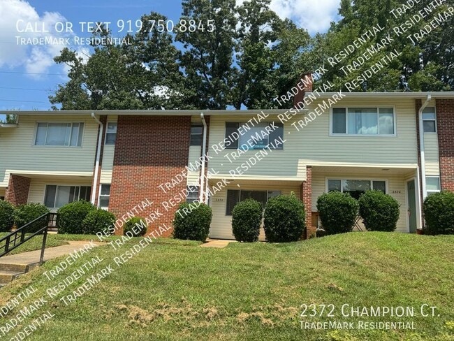 Building Photo - 2372 Champion Ct