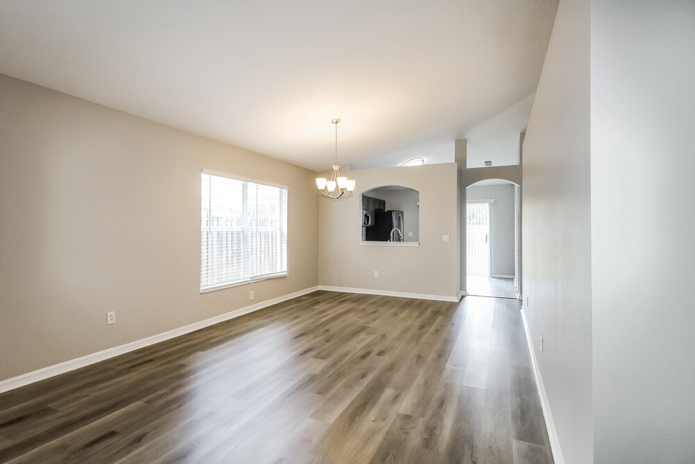 Building Photo - 18032 Birdwater Dr