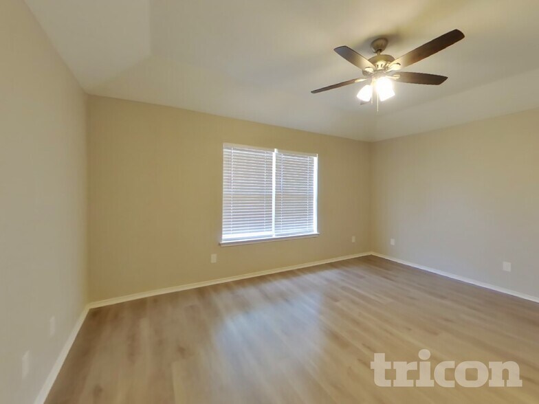 Building Photo - 1505 Nightingale Ct