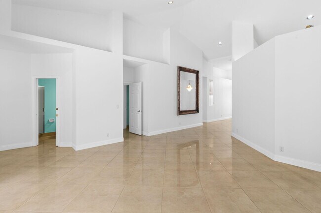 Building Photo - 21698 Abington Ct