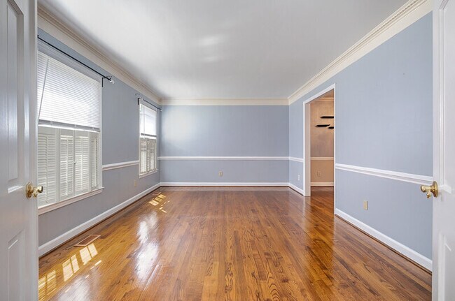 Primary Photo - 6840 April Ln