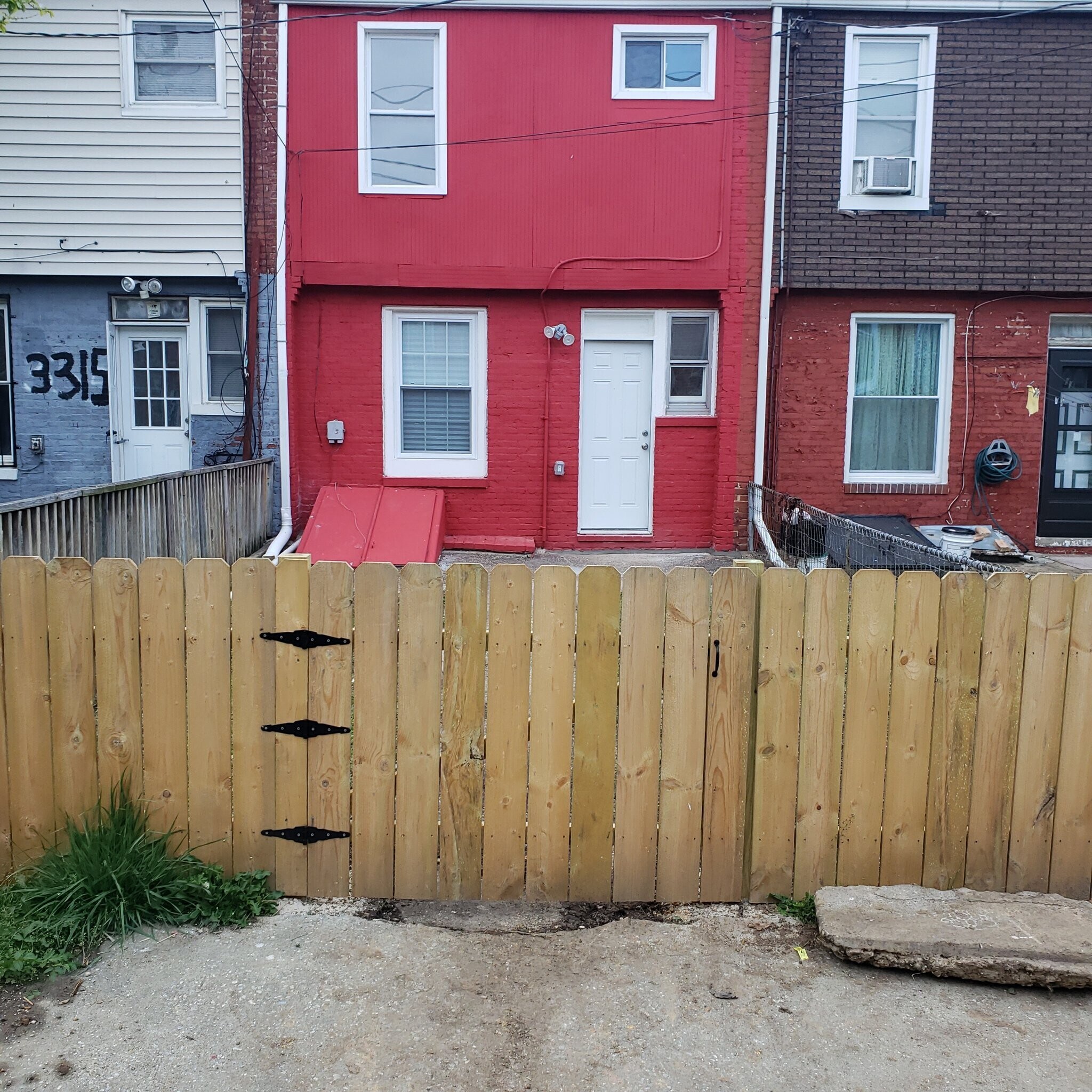 Building Photo - 3317 Lyndale Ave