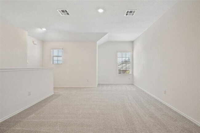 Building Photo - 1721 Roaming Oak Bnd