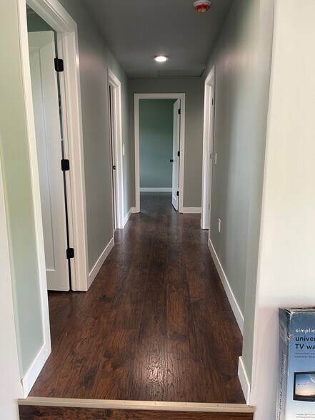 2nd, 3rd and 4th bedroom hall - 6601 W 141st Ave