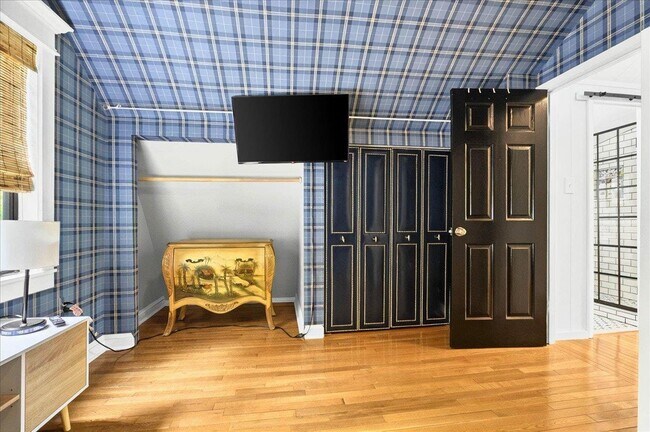 Building Photo - 1645 Tallavana Trail