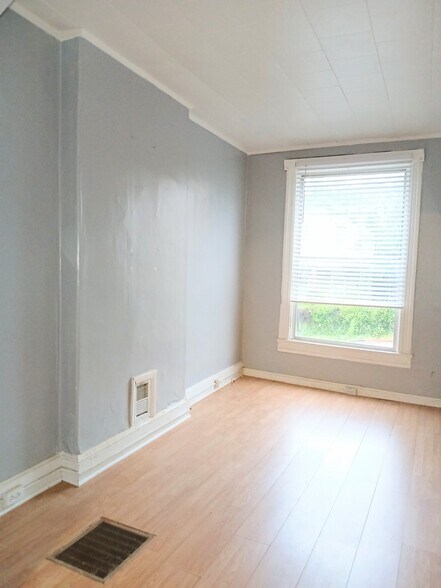 Building Photo - 3130 Stafford St