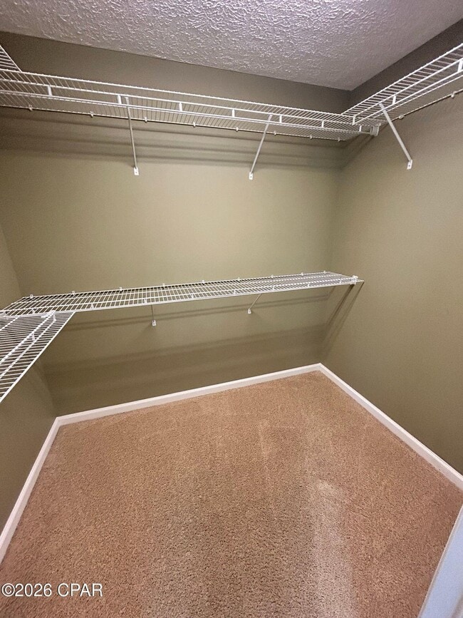 Building Photo - 105 Lakeview Terrace