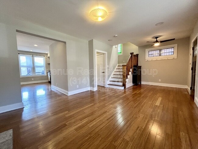 Building Photo - 5804 Pershing Ave