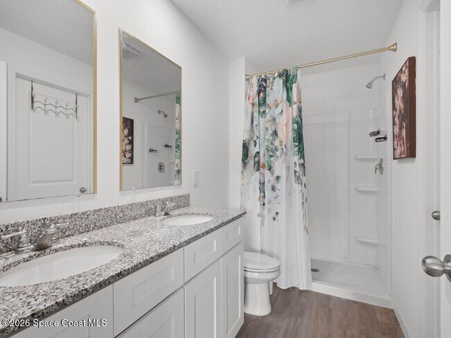 Building Photo - 496 Vanguard St SE