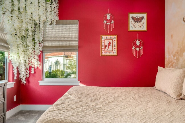 Building Photo - 7458 Gathering Dr