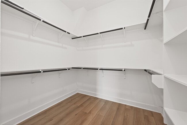 Building Photo - 16915 Chapel Knox Dr