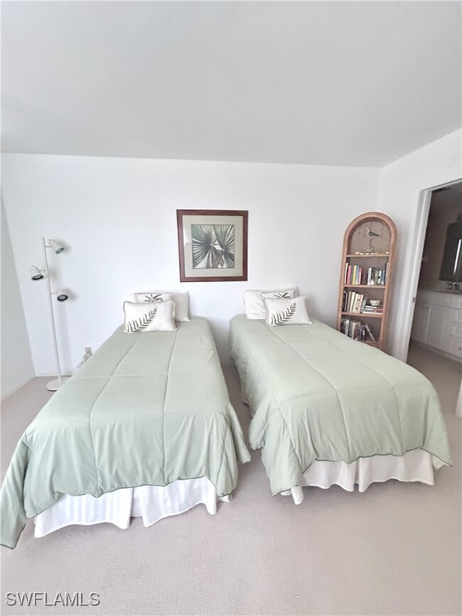 Building Photo - 3443 Gulf Shore Blvd N