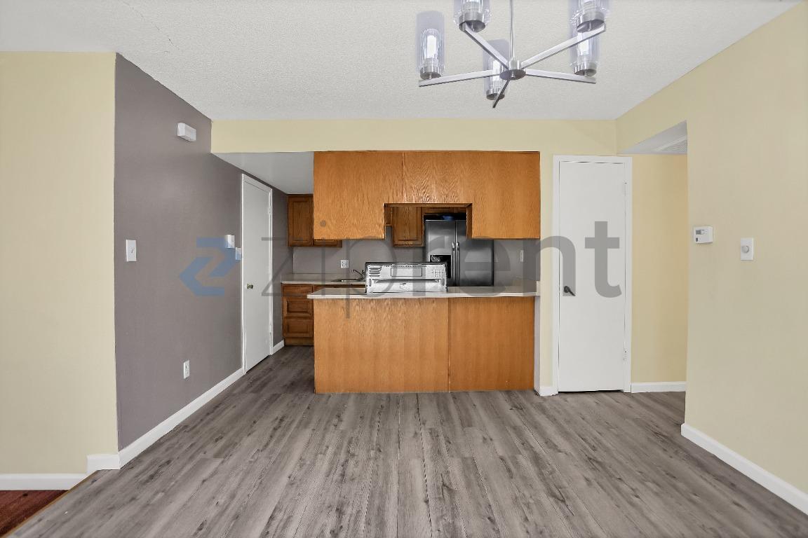 Building Photo - Unit 8922 San Pasqual way