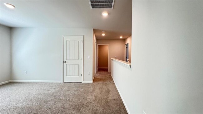 Building Photo - 61 Biltmore Pl