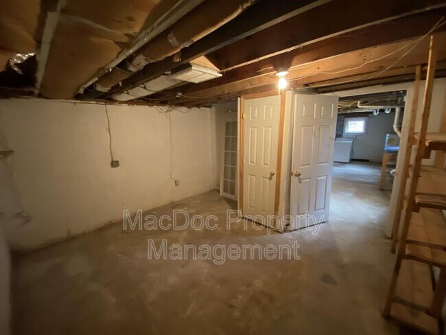 Building Photo - 11308 Gordon Rd