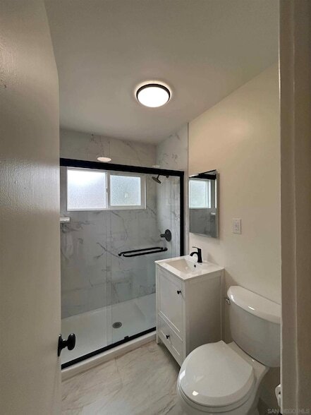 Building Photo - 4746 Marlborough Dr