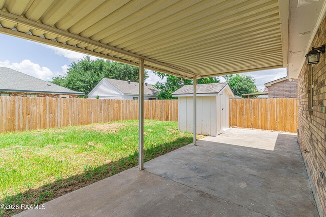 Building Photo - 122 Pebble Beach Dr