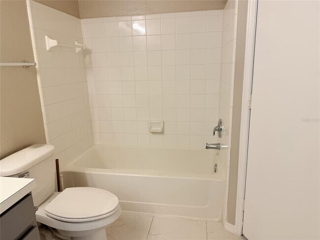 Building Photo - 2214 Grand Cayman Ct