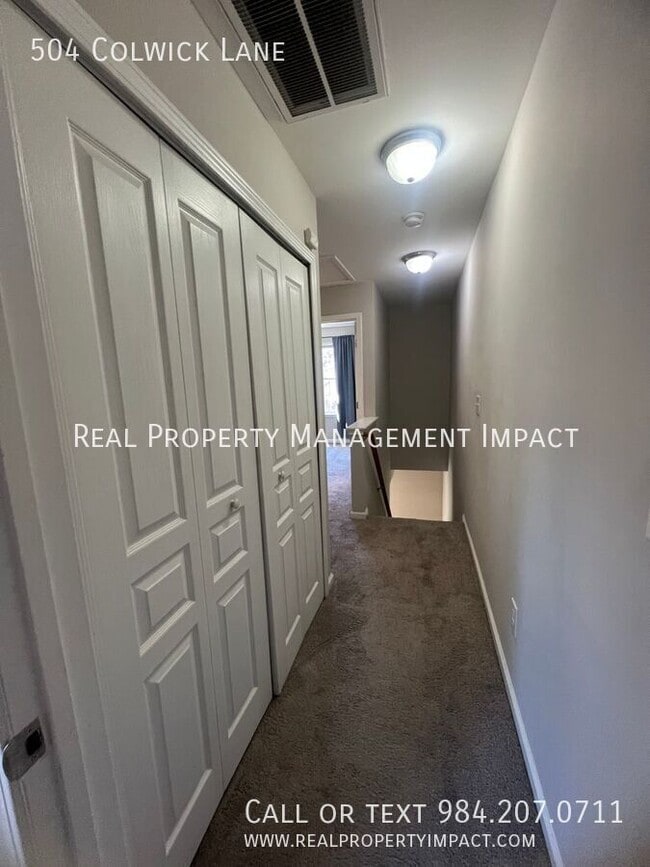 Building Photo - 504 Colwick Ln