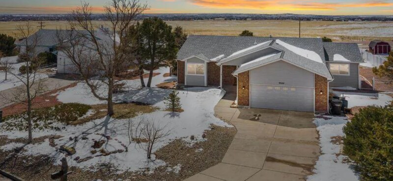 Building Photo - 9544 Waterbury Dr