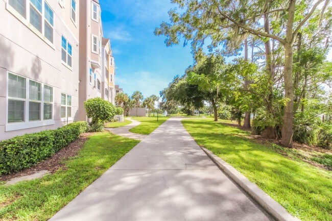 Building Photo - Metrowest Condo at The Hamptons, Orlando