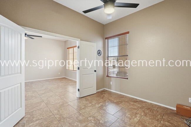 Building Photo - 13178 W Rimrock St