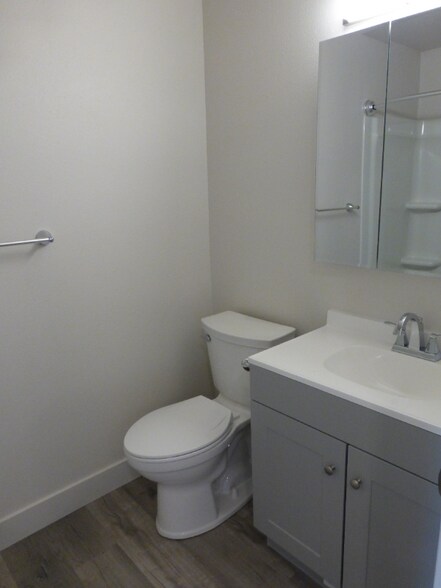 Building Photo - 2519 S 300 E