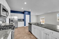 Building Photo - 550 Wayton Cir