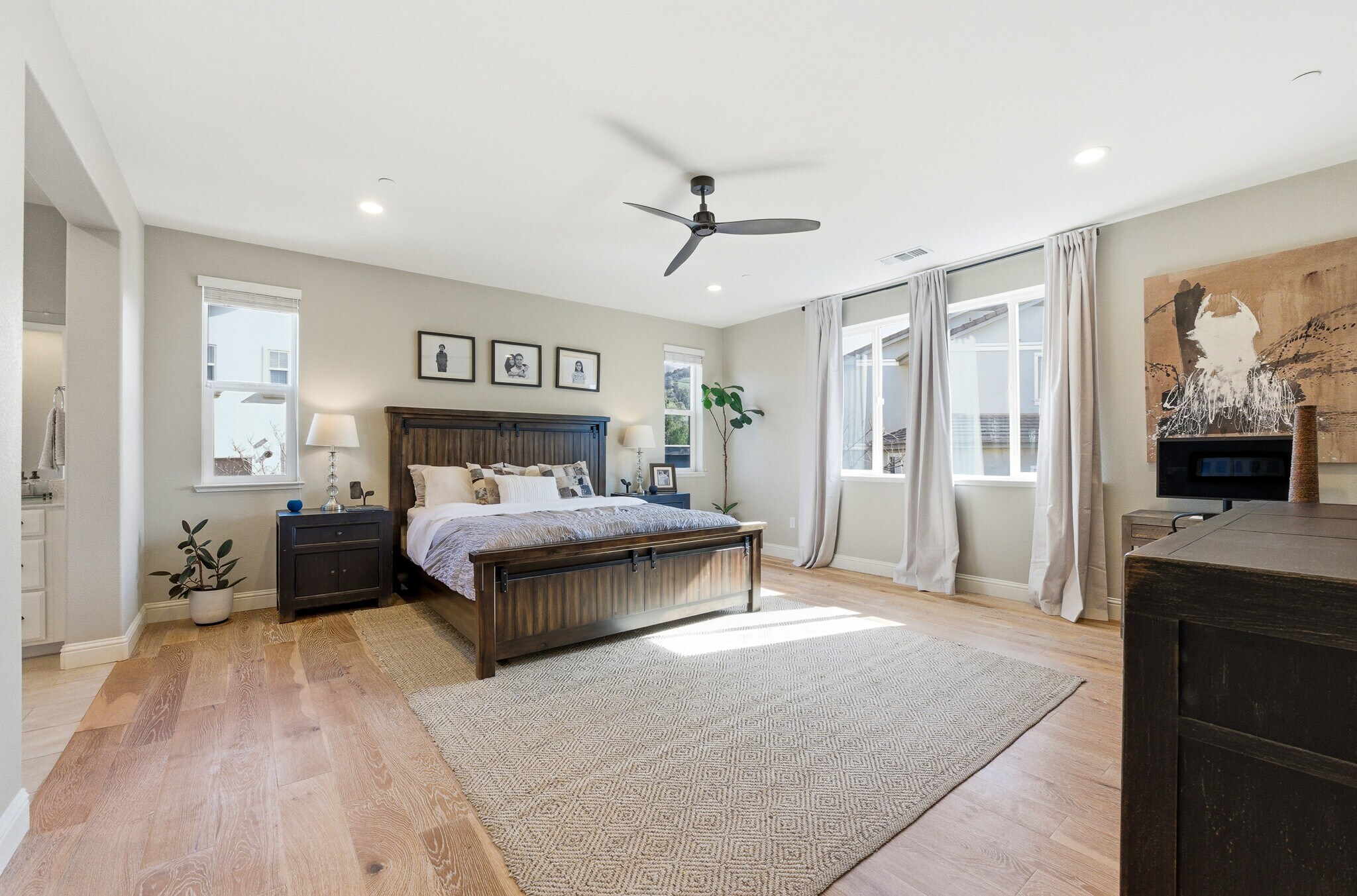 Building Photo - 3528 Ruby Pl