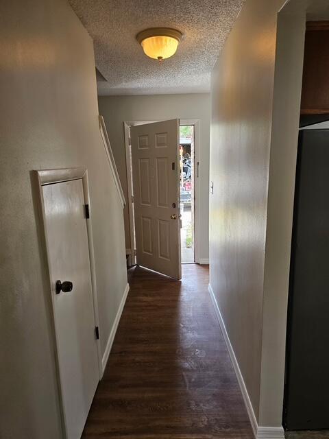 Building Photo - 1834 Foxhall Cir