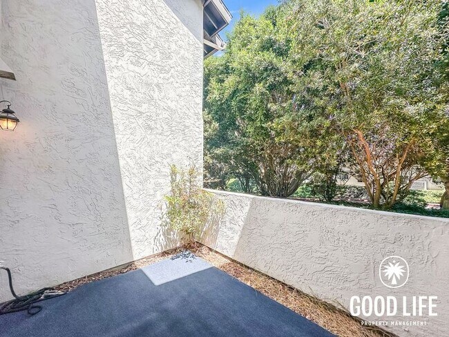 Building Photo - 4026 Caminito Menor